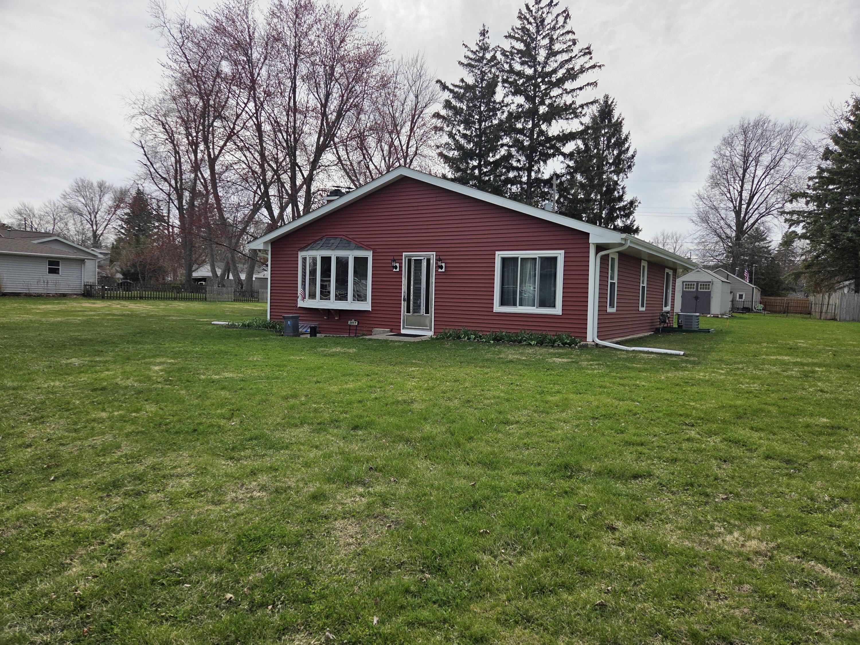 2817 Jones Street Delavan, WI 53115 - Photo 2 of 26 1000017091