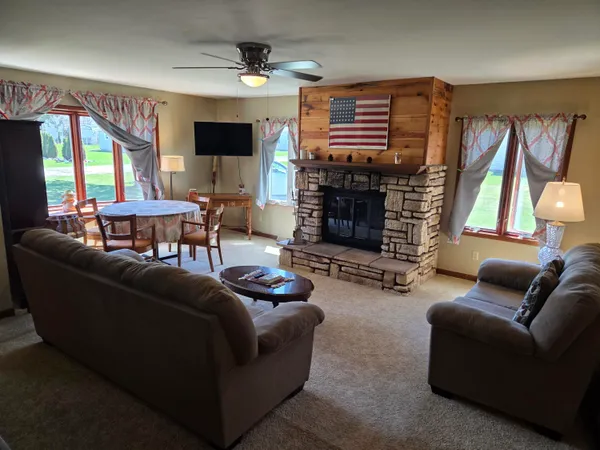 $345,000 | 2817 Jones Street, Delavan, WI 53115