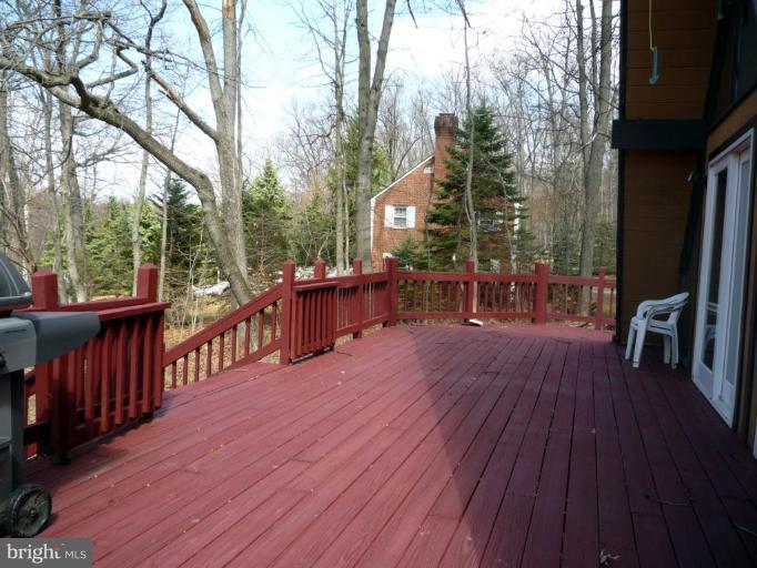 232 Leppo Road Westminster, MD 21158 - Photo 8 of 22 Deck