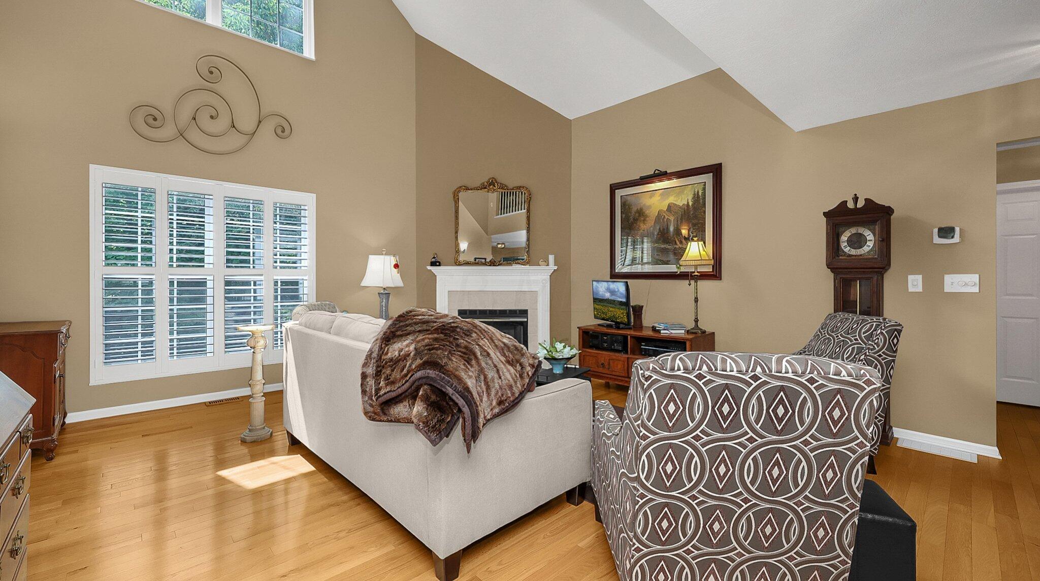 359 Sycamore Ridge Way Columbus, OH 43230 - Photo 5 of 34 4-web-or-mls-359-sycamore-ridge-way