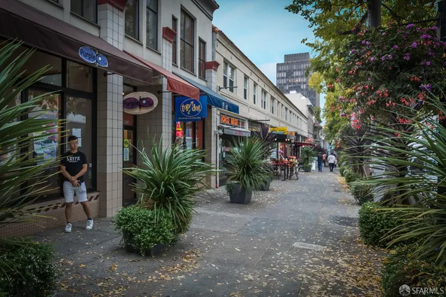 $849,000 | 2543 Chilton Way, Berkeley, CA 94704