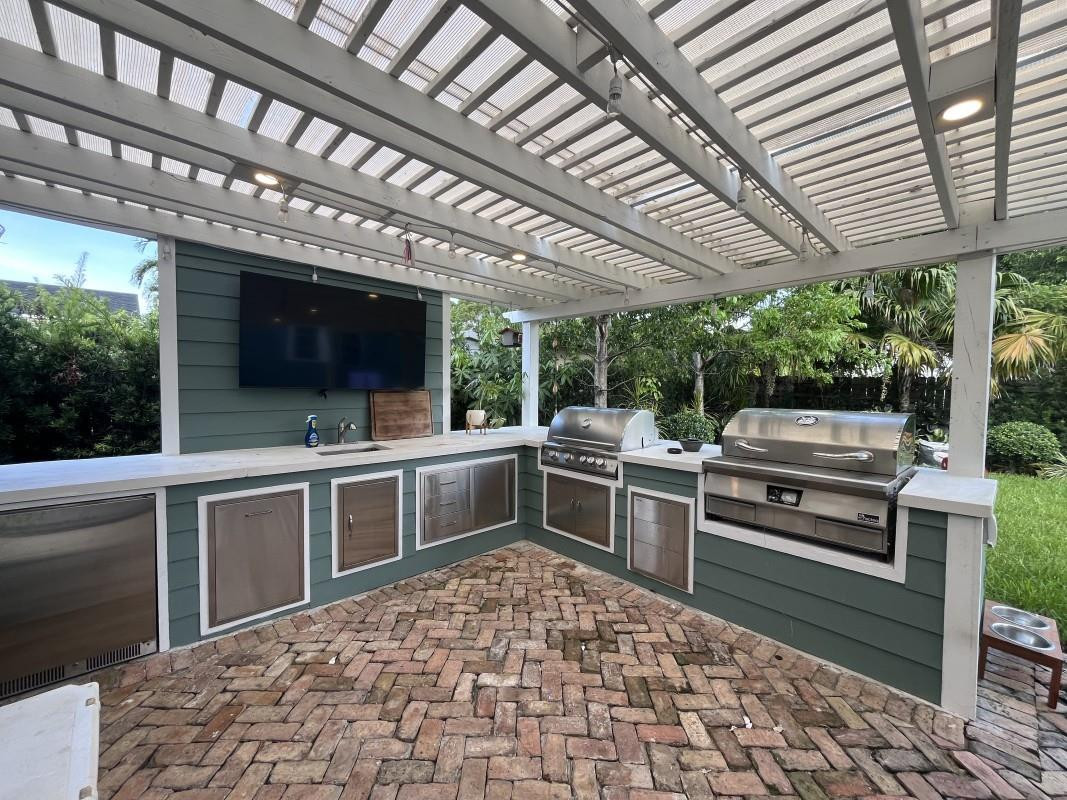 6351 Southwest 38th Street Miami, FL 33155 - Photo 8 of 12 Photo 8