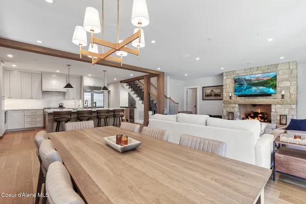 $5,250,000 | 7100 South Gozzer Road, Harrison, ID 83833