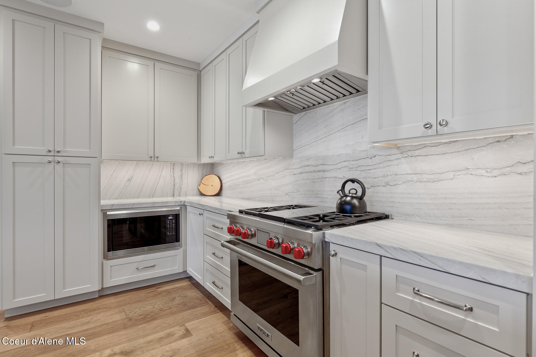 7100 South Gozzer Road Harrison, ID 83833 - Photo 15 of 33 Cottage5-15