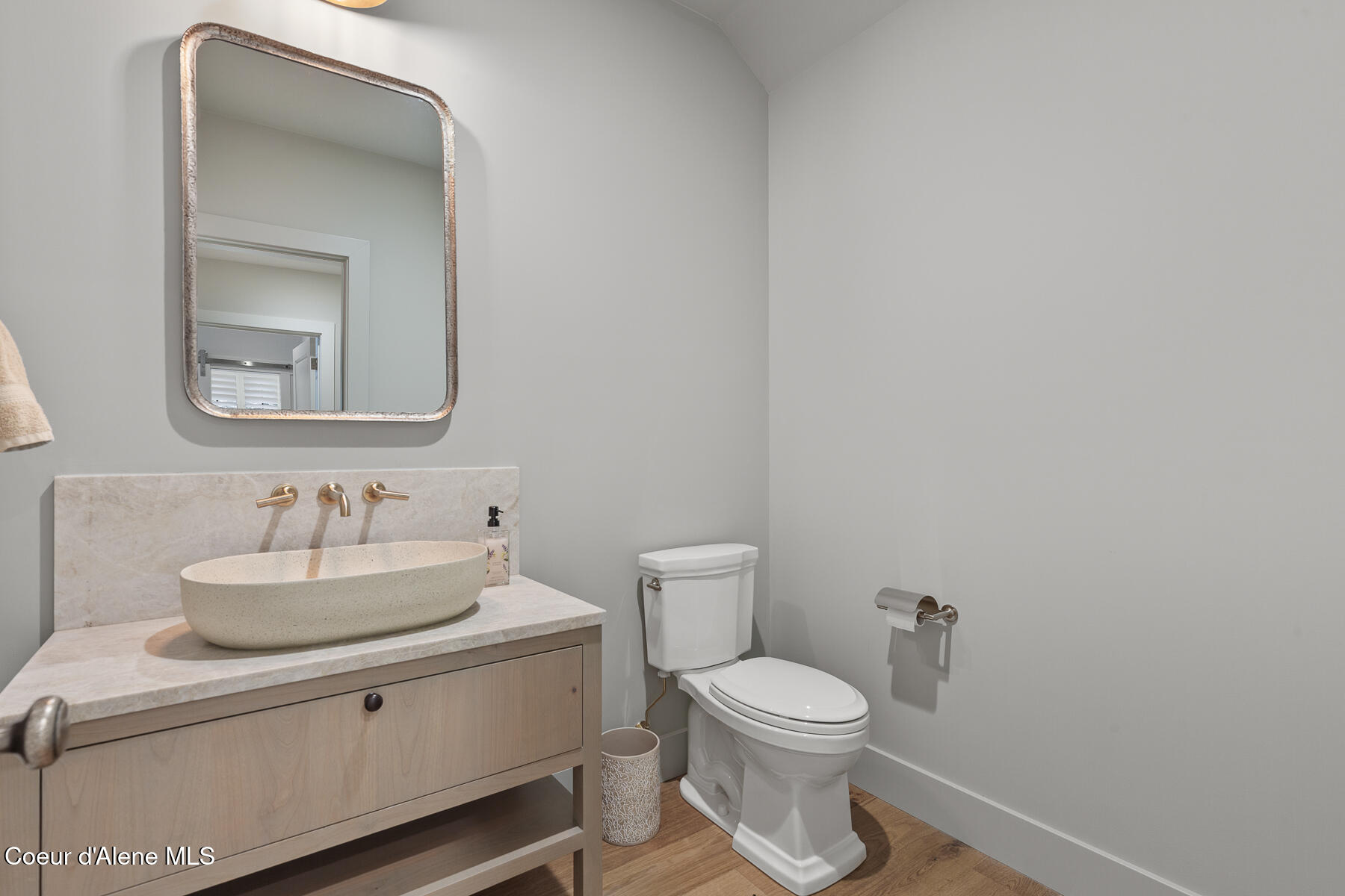 7100 South Gozzer Road Harrison, ID 83833 - Photo 20 of 33 Cottage5-20