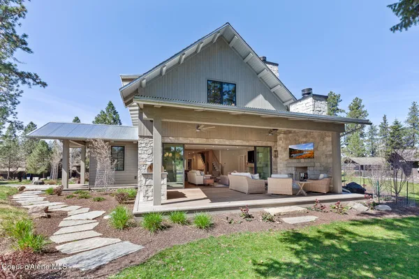 $5,250,000 | 7100 South Gozzer Road, Harrison, ID 83833