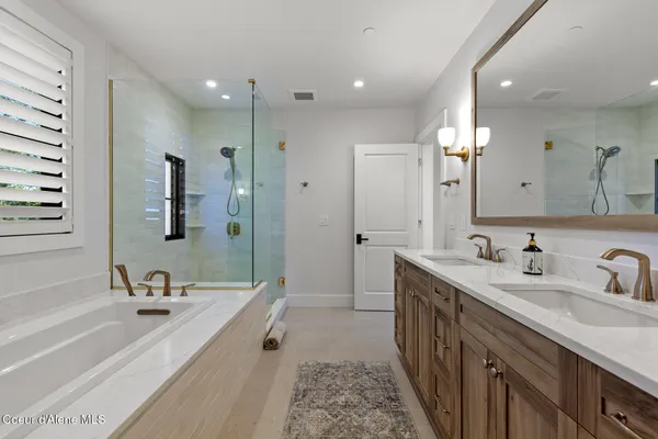 $5,250,000 | 7100 South Gozzer Road, Harrison, ID 83833