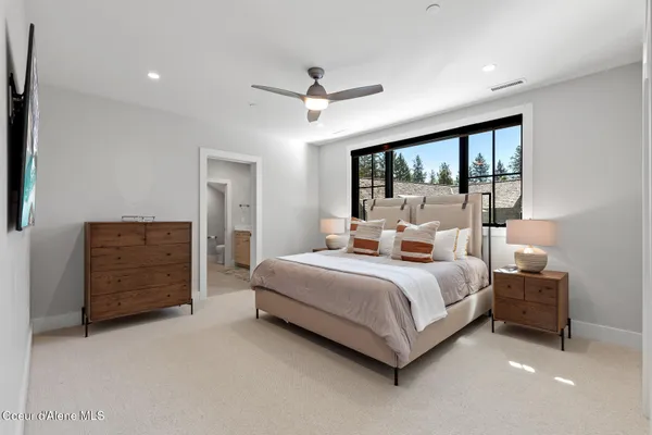 $5,250,000 | 7100 South Gozzer Road, Harrison, ID 83833