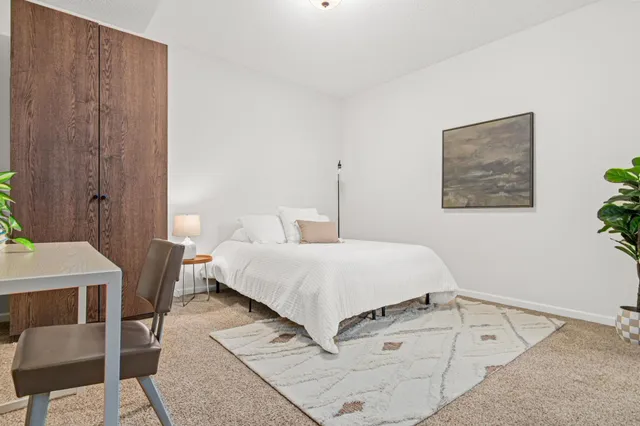 $275,000 | 2566 Ellis Avenue, Unit 103, St. Paul, MN 55114