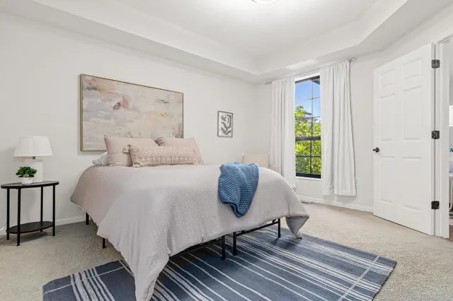 $275,000 | 2566 Ellis Avenue, Unit 103, St. Paul, MN 55114