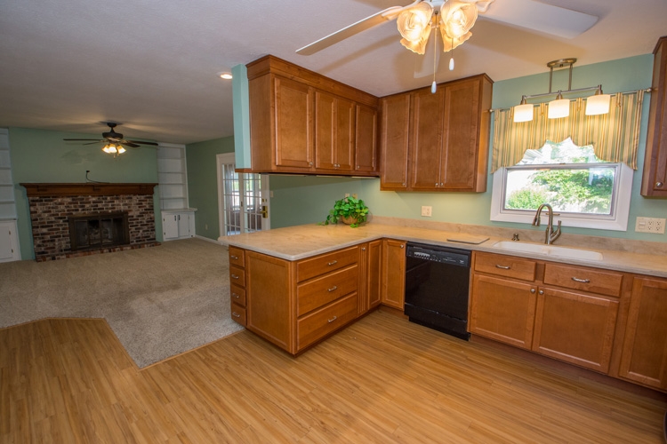 6021 York Road South Bend, IN 46614 - Photo 15 of 36 Gallery Image 15