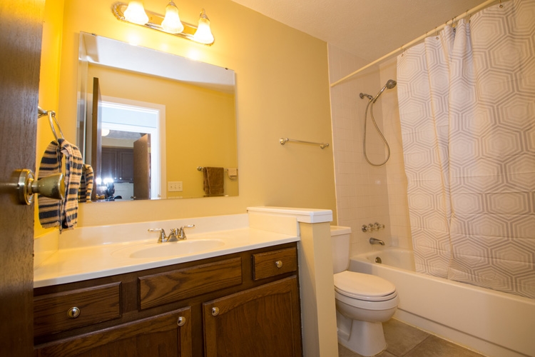 6021 York Road South Bend, IN 46614 - Photo 19 of 36 Gallery Image 19