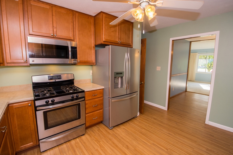 6021 York Road South Bend, IN 46614 - Photo 10 of 36 Gallery Image 10