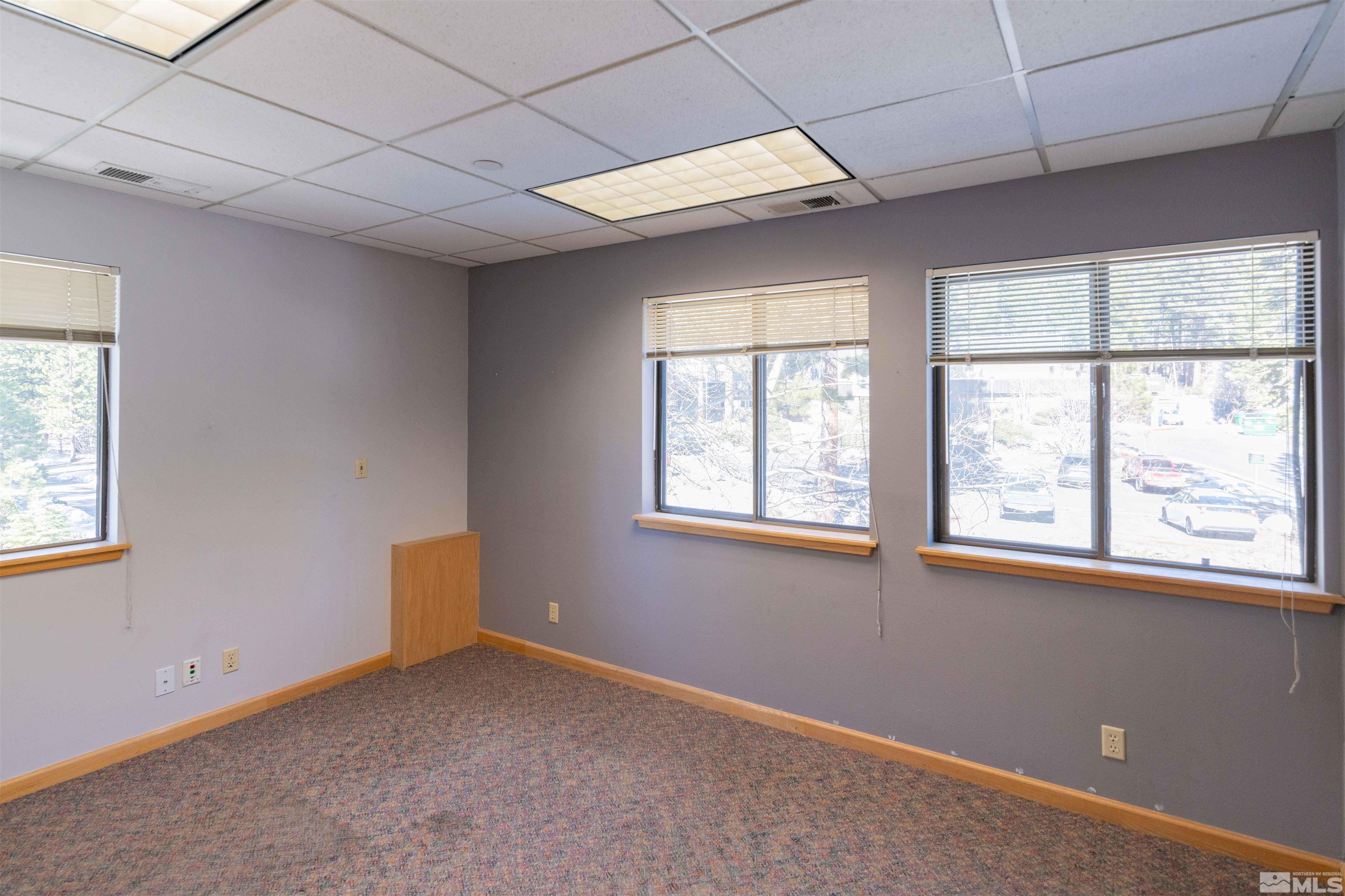 889 Alder Avenue, Unit 301 Incline Village, NV 89451 - Photo 4 of 23 an empty room with a window