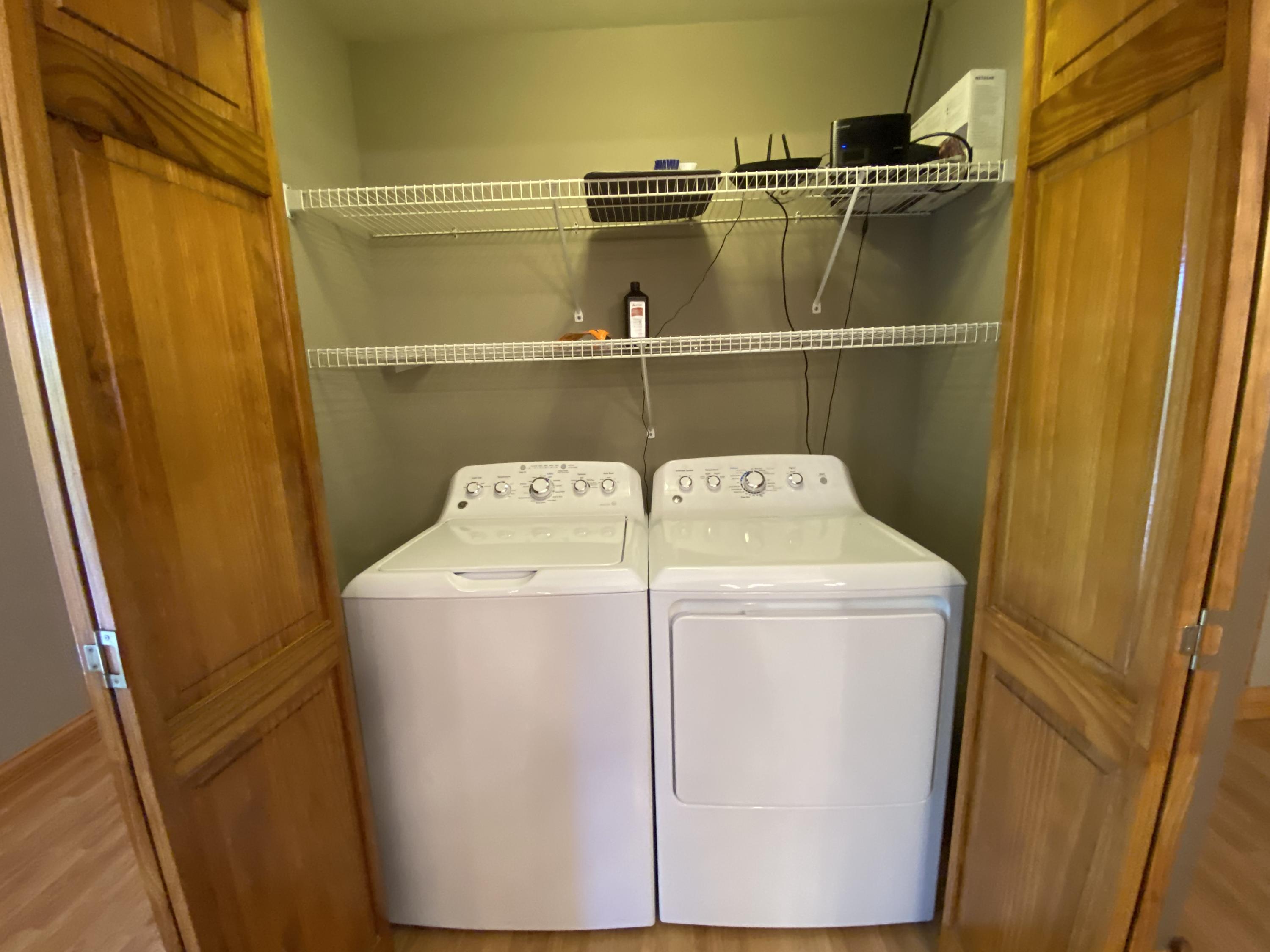 337 Under Pass Road Ewing, VA 24248 - Photo 27 of 33 laundry area