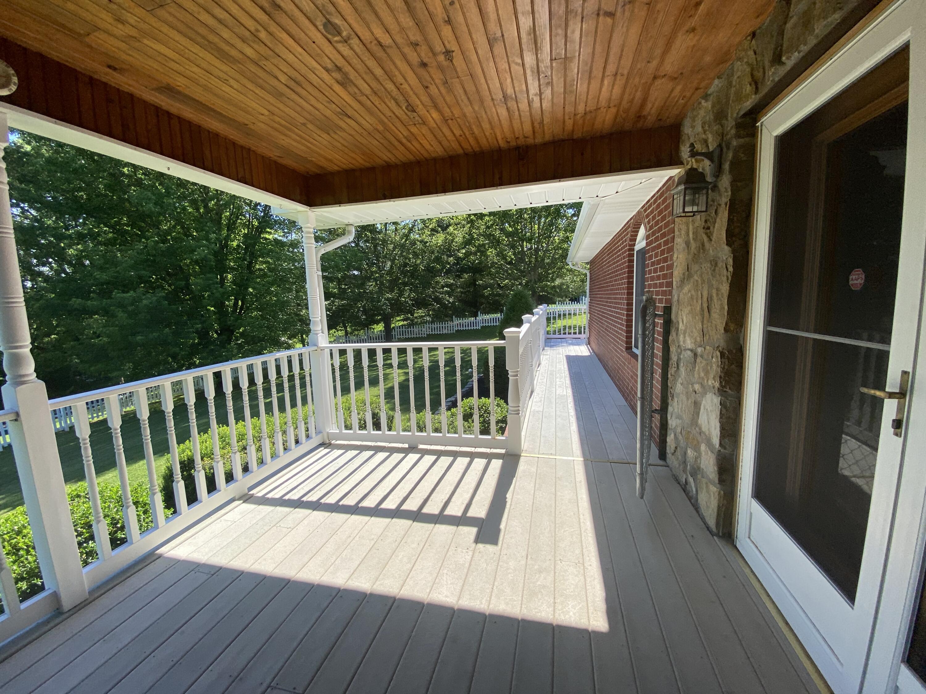 337 Under Pass Road Ewing, VA 24248 - Photo 8 of 33 back porch