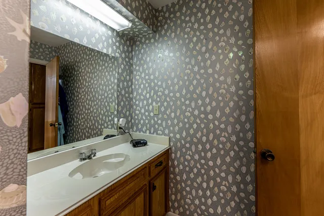 $474,999 | 46 Point Loop, Huntsville, TX 77320