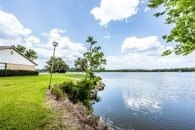 $474,999 | 46 Point Loop, Huntsville, TX 77320