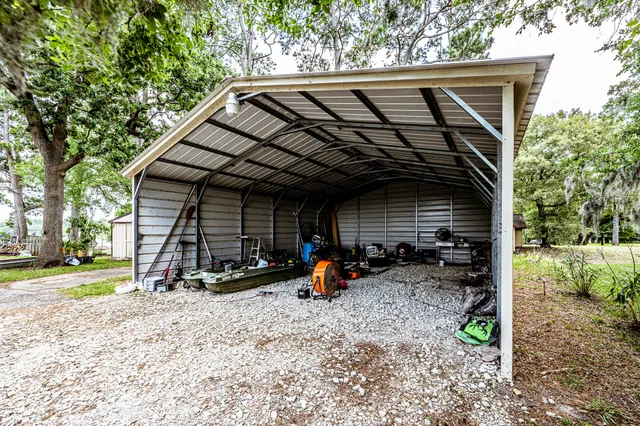 $474,999 | 46 Point Loop, Huntsville, TX 77320