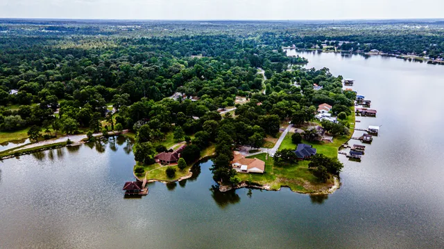 $474,999 | 46 Point Loop, Huntsville, TX 77320