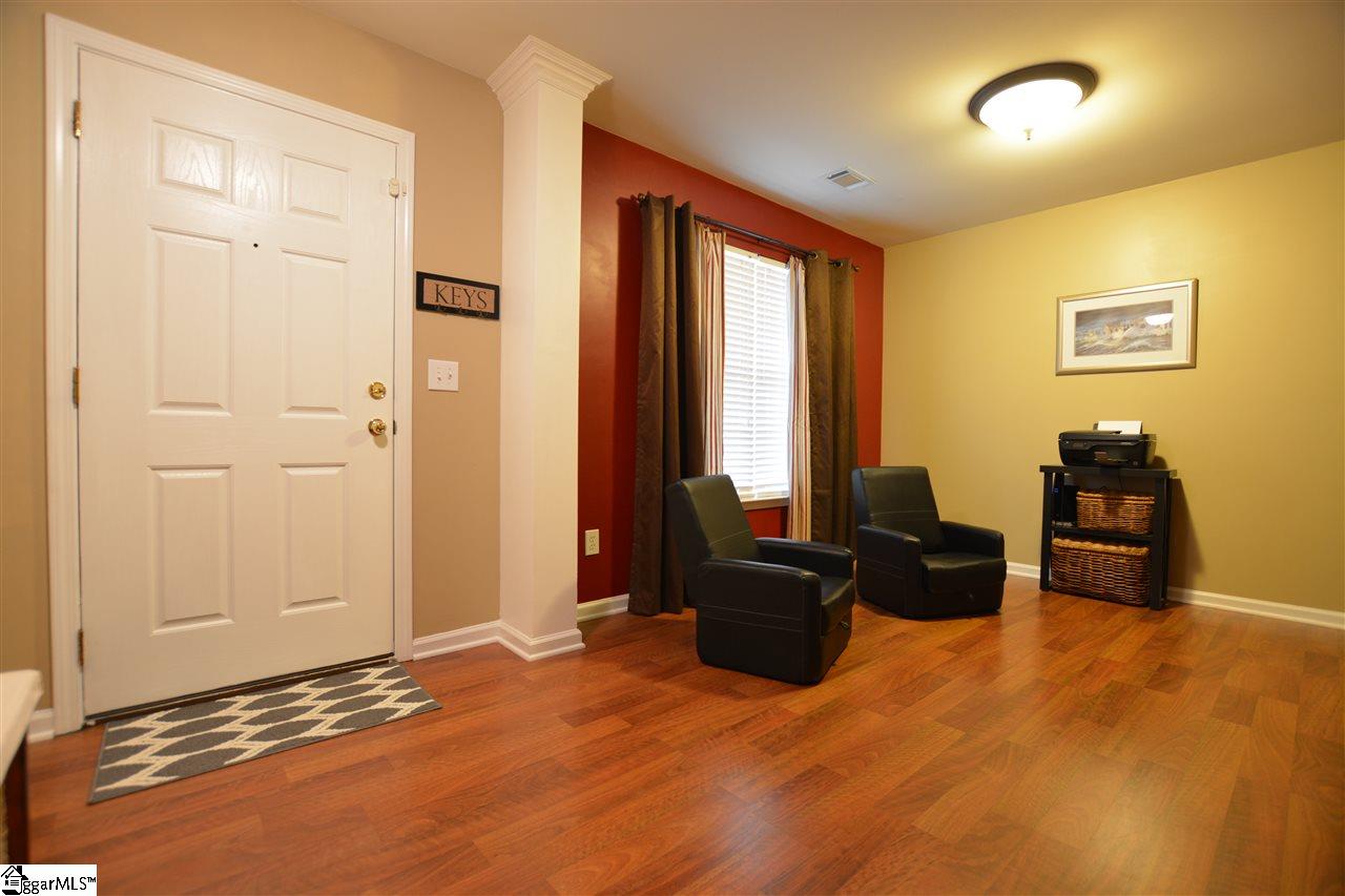 111 Ridgebrook Way Greenville, SC 29605 - Photo 2 of 17 Gallery Image 2