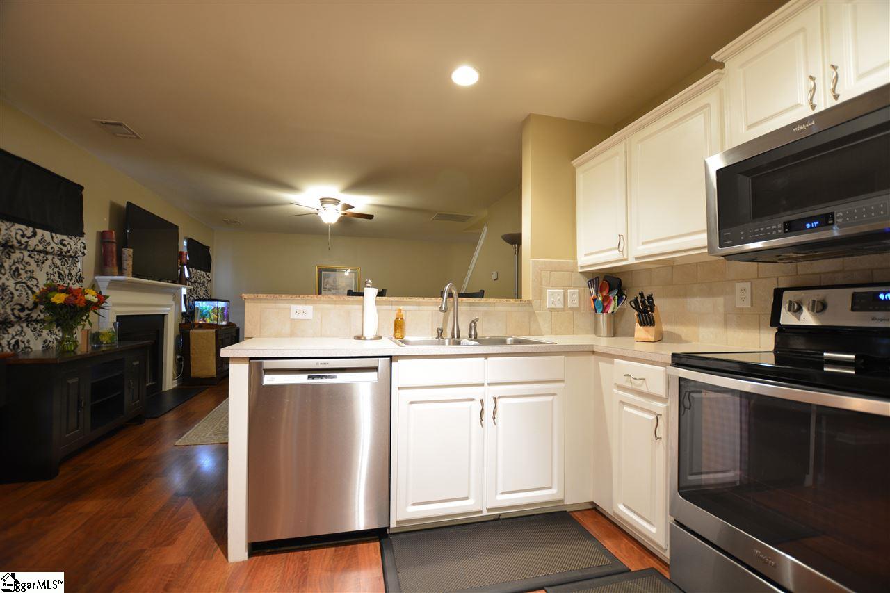111 Ridgebrook Way Greenville, SC 29605 - Photo 7 of 17 Gallery Image 7