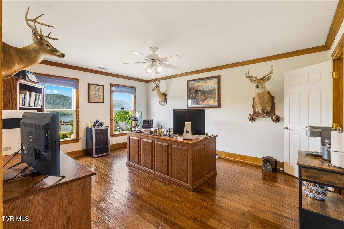 221 Harbor View Road Butler, TN 37640 - Photo 32 of 62 35-128A7002