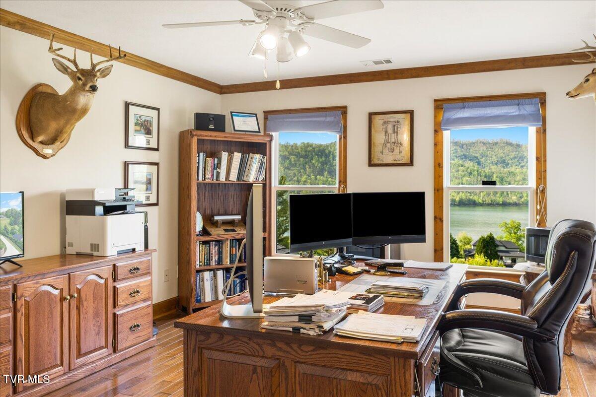 221 Harbor View Road Butler, TN 37640 - Photo 33 of 62 36-128A7006