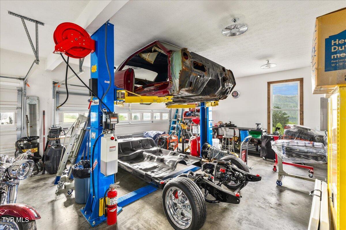 221 Harbor View Road Butler, TN 37640 - Photo 48 of 62 49-128A7129