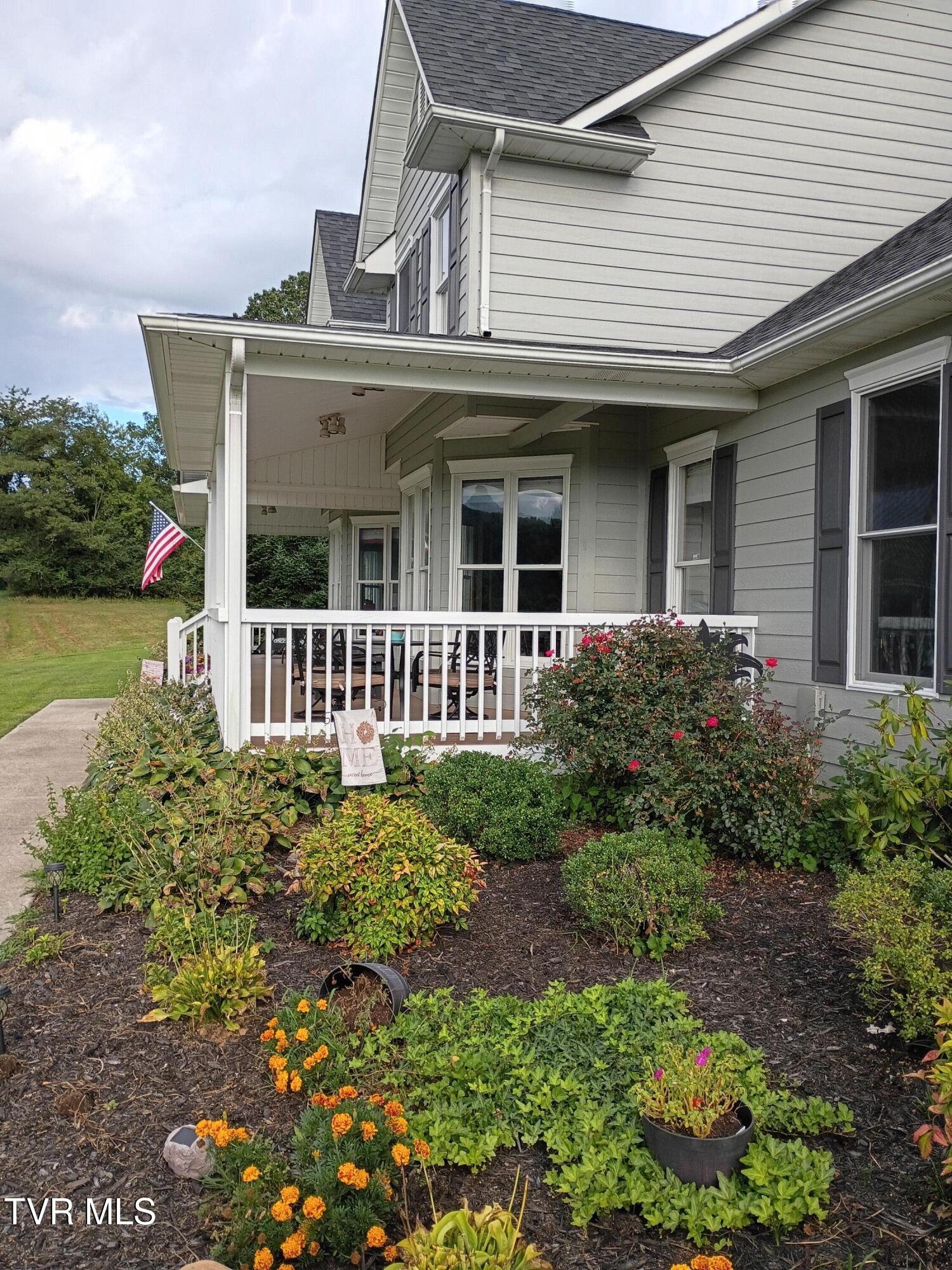 221 Harbor View Road Butler, TN 37640 - Photo 51 of 62 IMG_20250822_181832250_HDR