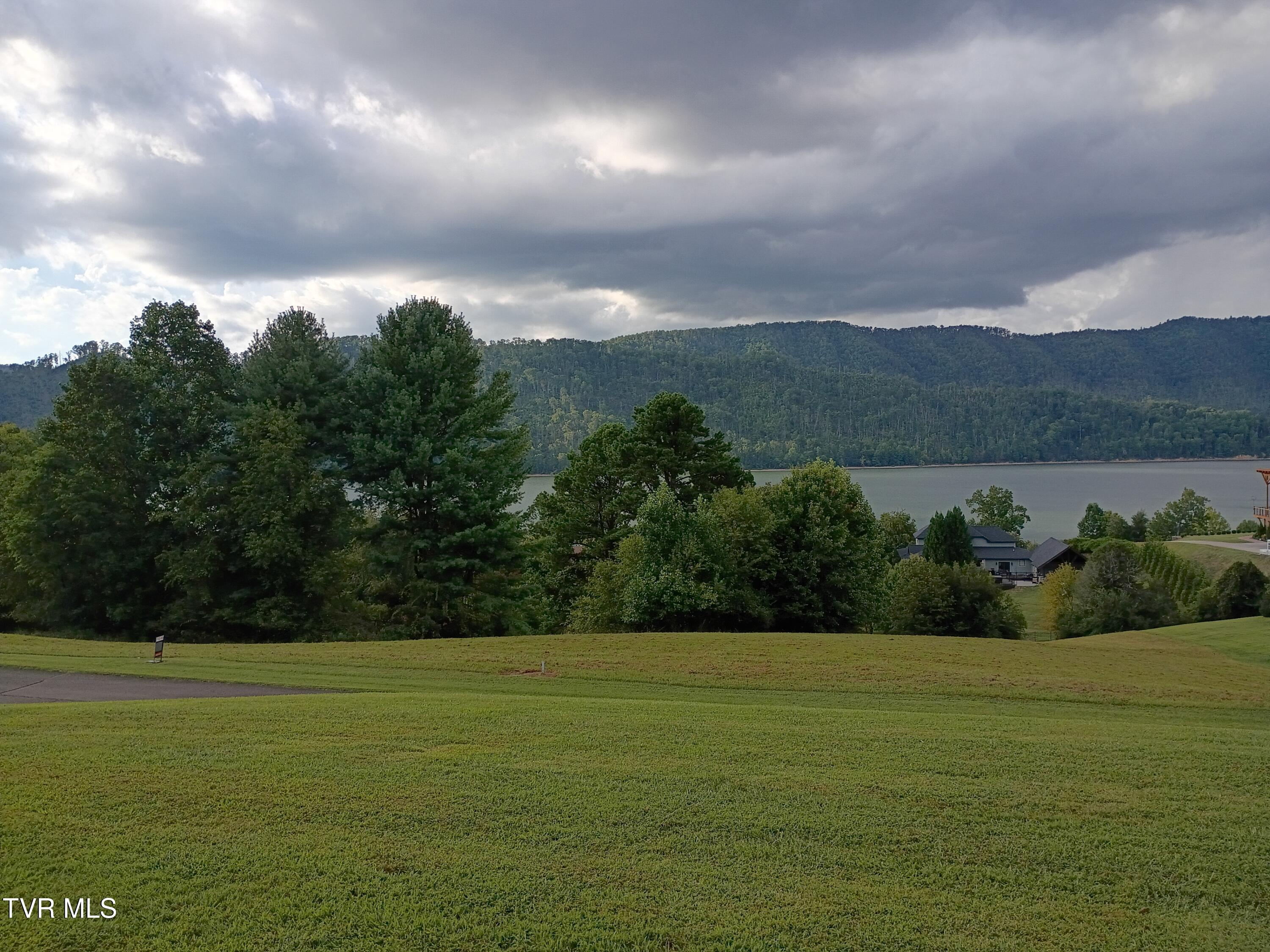 221 Harbor View Road Butler, TN 37640 - Photo 61 of 62 IMG_20250822_181752058_HDR
