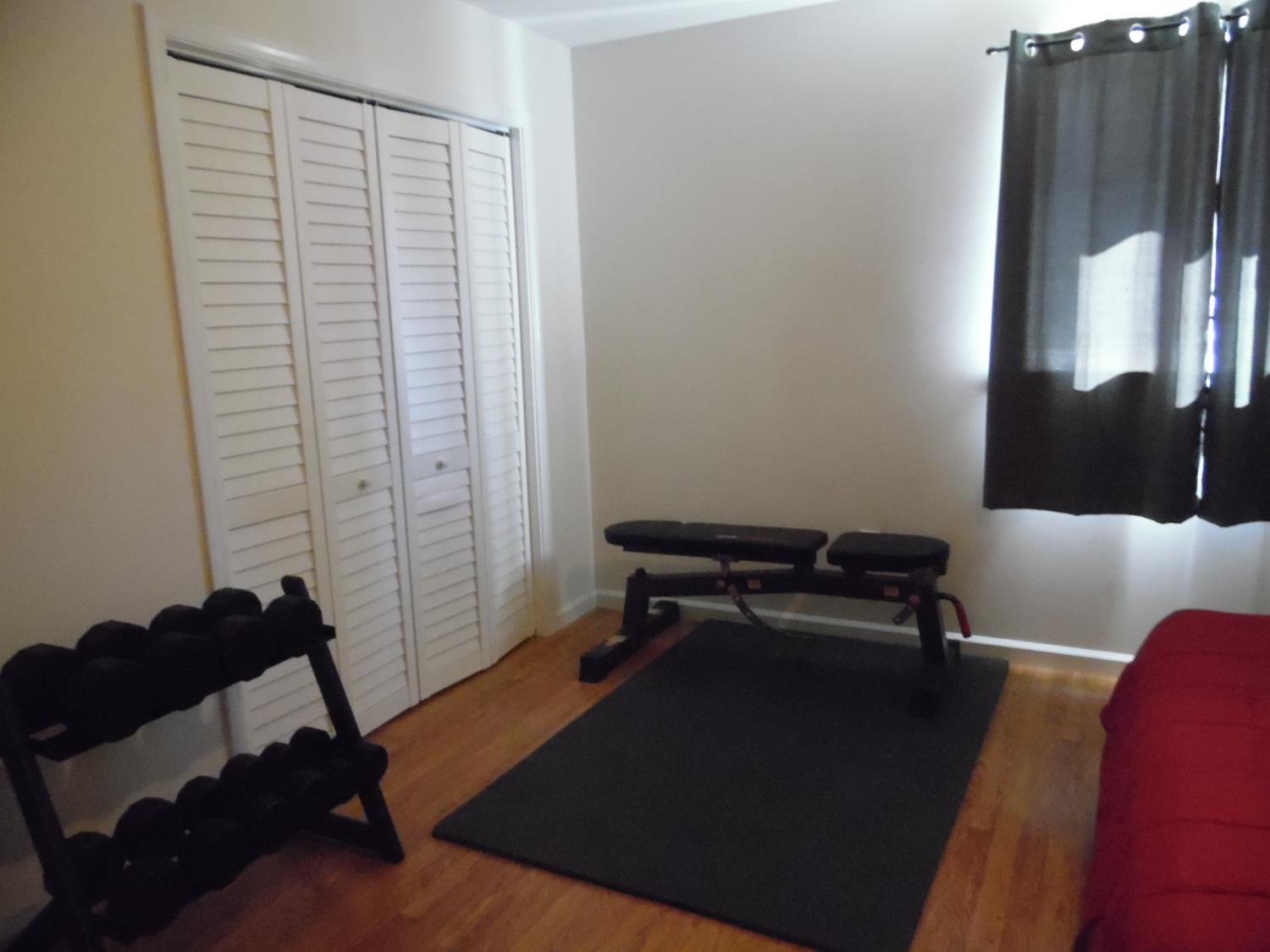 10006 Wendell Road Mountain Ranch, CA 95246 - Photo 31 of 37 a living room with furniture