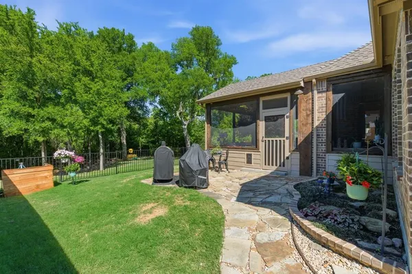 $610,000 | 815 Dove Trail, Euless, TX 76039