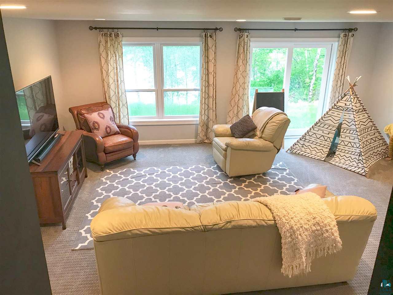 1597 Kortie Road Carlton, MN 55718 - Photo 14 of 24 Family room