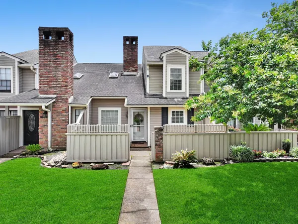 $159,900 | 1084 Sunmeadow Drive, Beaumont, TX 77706