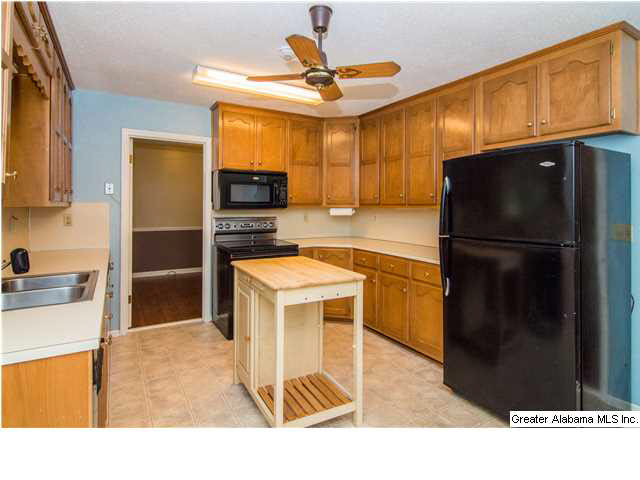3916 Rock Ridge Road Birmingham, AL 35210 - Photo 9 of 32