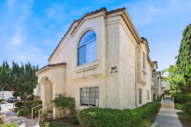 $599,900 | 740 Breeze Hill Road, Unit 193, Vista, CA 92081
