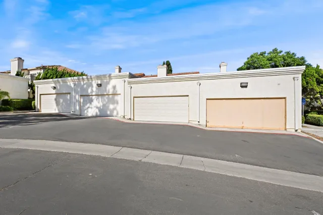 $599,900 | 740 Breeze Hill Road, Unit 193, Vista, CA 92081