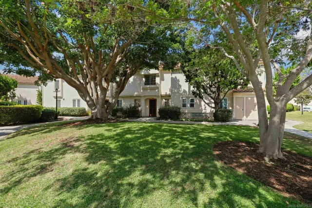 $599,900 | 740 Breeze Hill Road, Unit 193, Vista, CA 92081