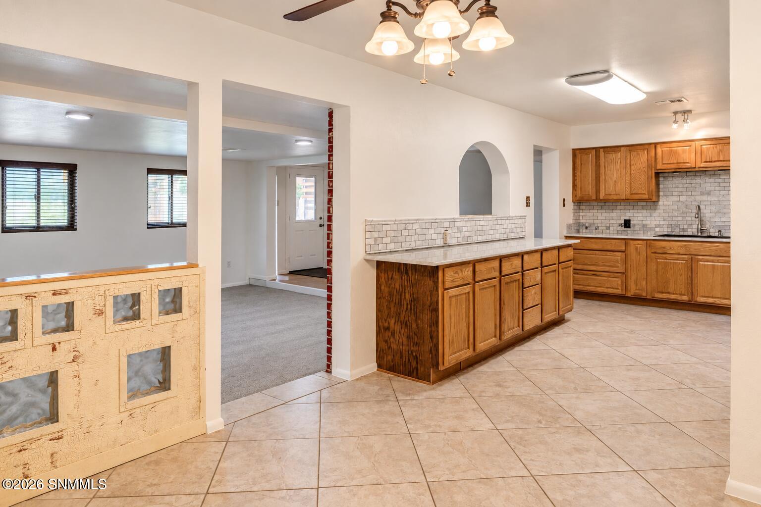 610 Hoagland Road Las Cruces, NM 88005 - Photo 16 of 21 14Kitchen Facing east 3