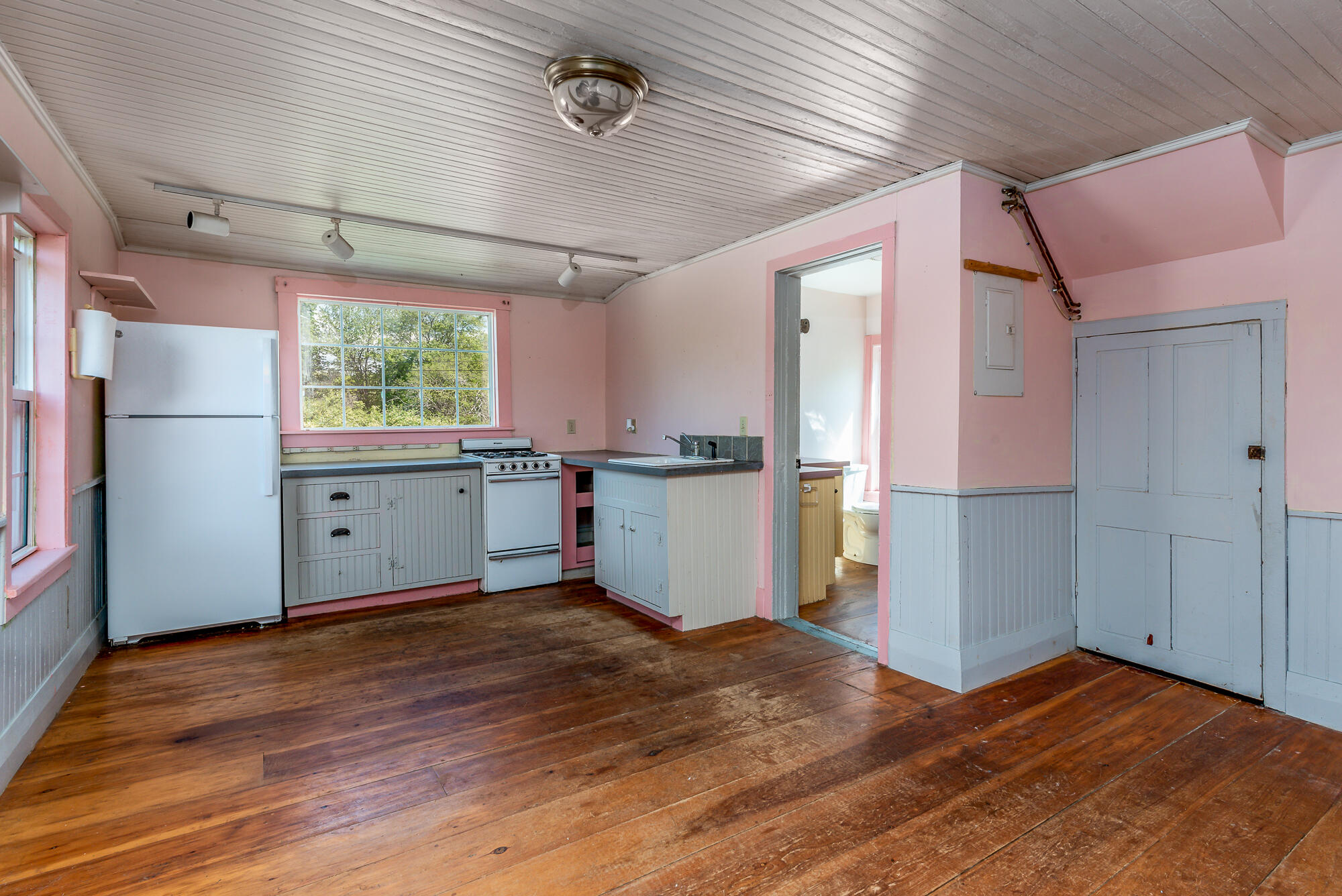 9 2nd Street Spruce Head, ME 04859 - Photo 11 of 23 9 Second Street - CarlyZaniboni-7