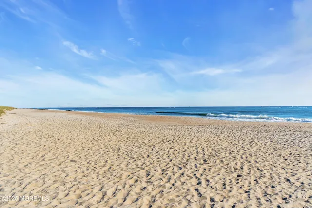 $8,150,000 | 103 North Ocean Avenue, Sea Girt, NJ 08750