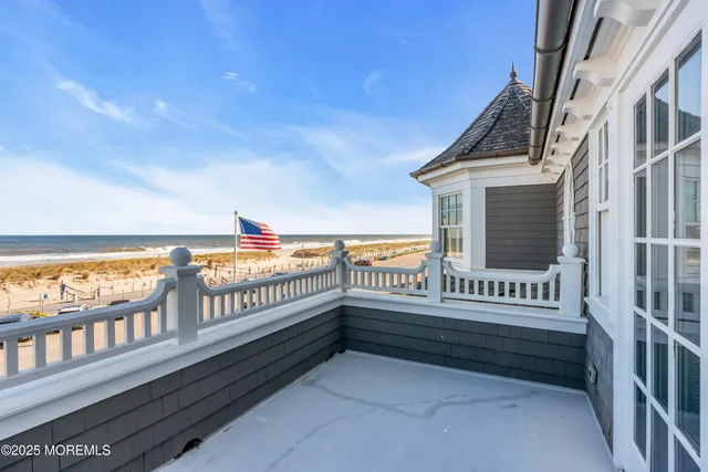 $8,150,000 | 103 North Ocean Avenue, Sea Girt, NJ 08750
