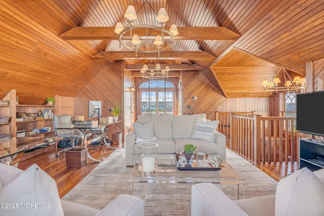 $8,150,000 | 103 North Ocean Avenue, Sea Girt, NJ 08750