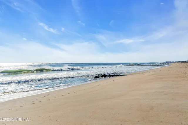 $8,150,000 | 103 North Ocean Avenue, Sea Girt, NJ 08750