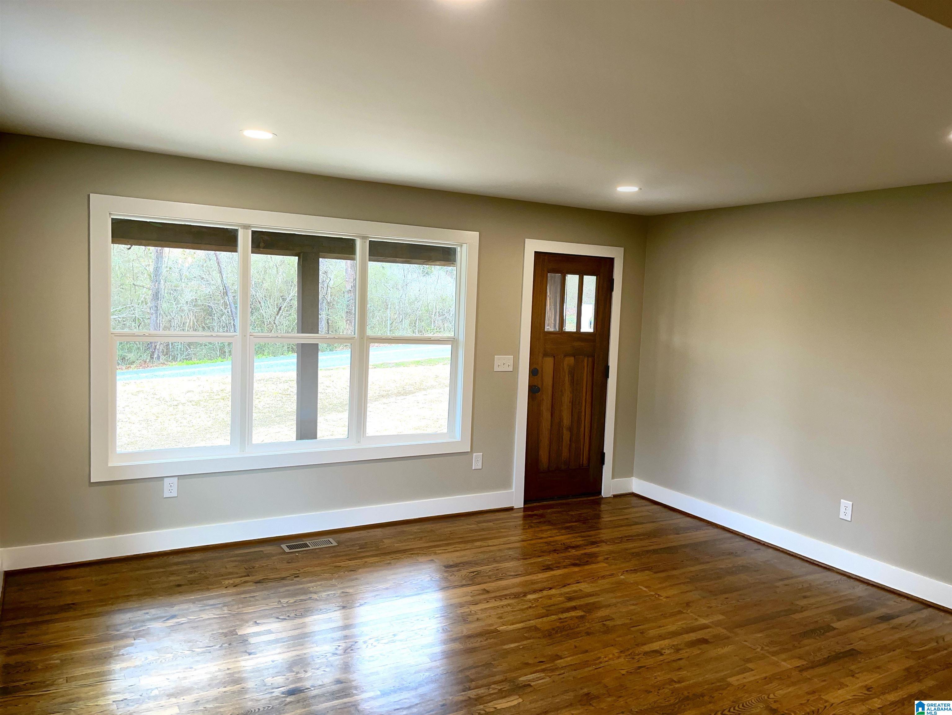 333 Harden Road Gardendale, AL 35071 - Photo 4 of 13