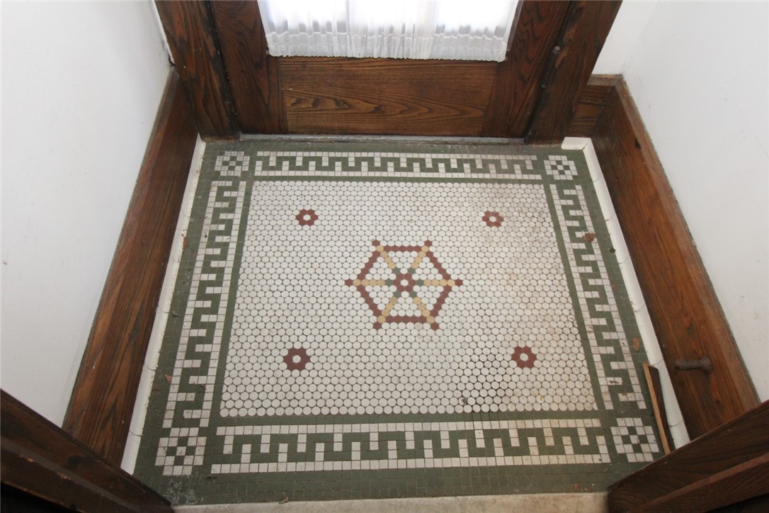 35 McKinley Street Rochester, NY 14609 - Photo 6 of 42