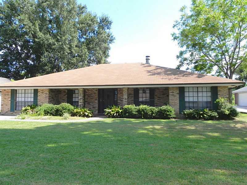 124 Somerset Road Laplace, LA 70068 - Photo 1 of 17 Gallery Image 1