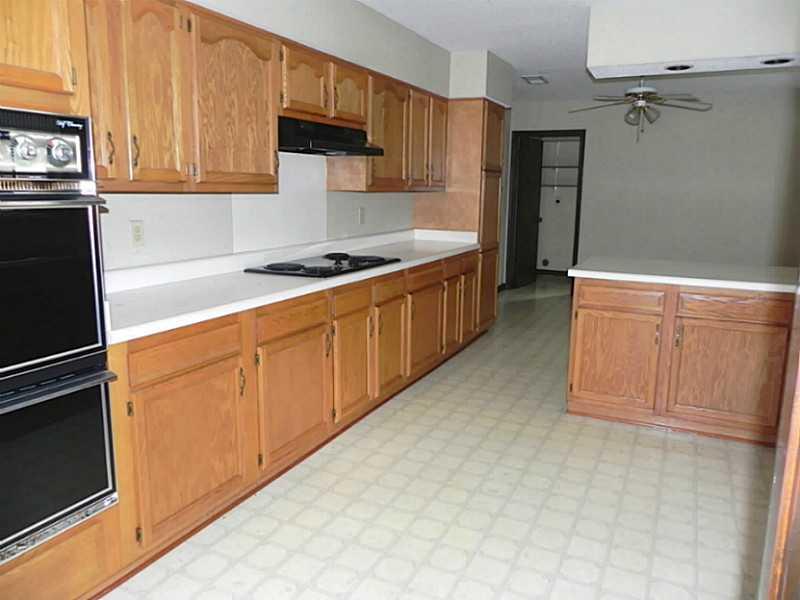 124 Somerset Road Laplace, LA 70068 - Photo 4 of 17 Gallery Image 4