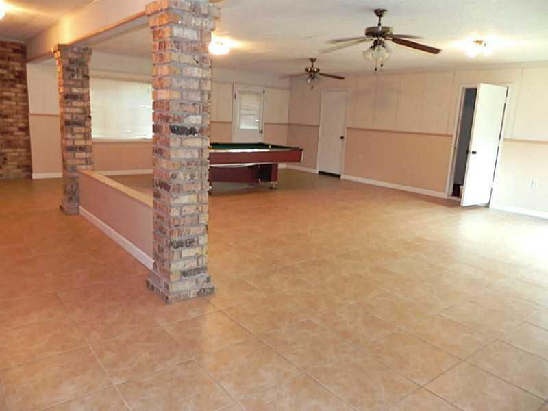 124 Somerset Road Laplace, LA 70068 - Photo 9 of 17 Gallery Image 9